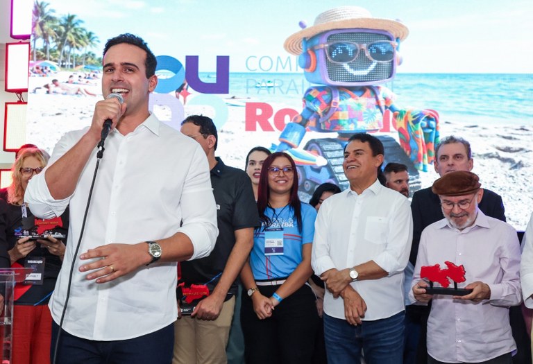Governador Lucas Ribeiro abre Competição Paraibana de Robótica 2026 e destaca inovação na educação